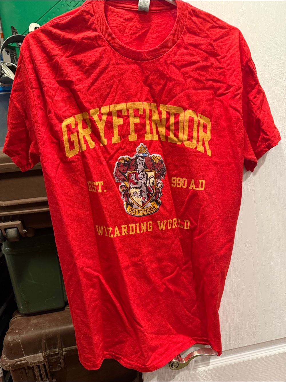 Gildan Gryffindor Graphic Tee in Red Medium